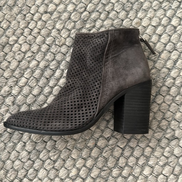 Steve Madden Woman’s Perforated Suede Grey Booties - Picture 7 of 9